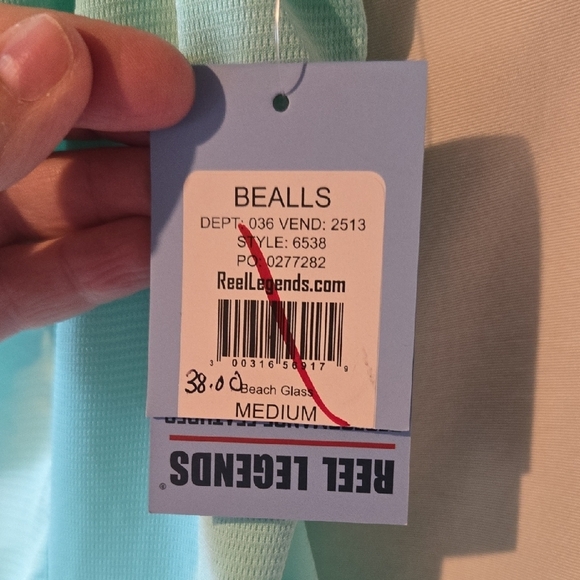 Reel Legends Medium Beach Glass Sleeveless Fishing Button Down Shirt - Picture 5 of 11